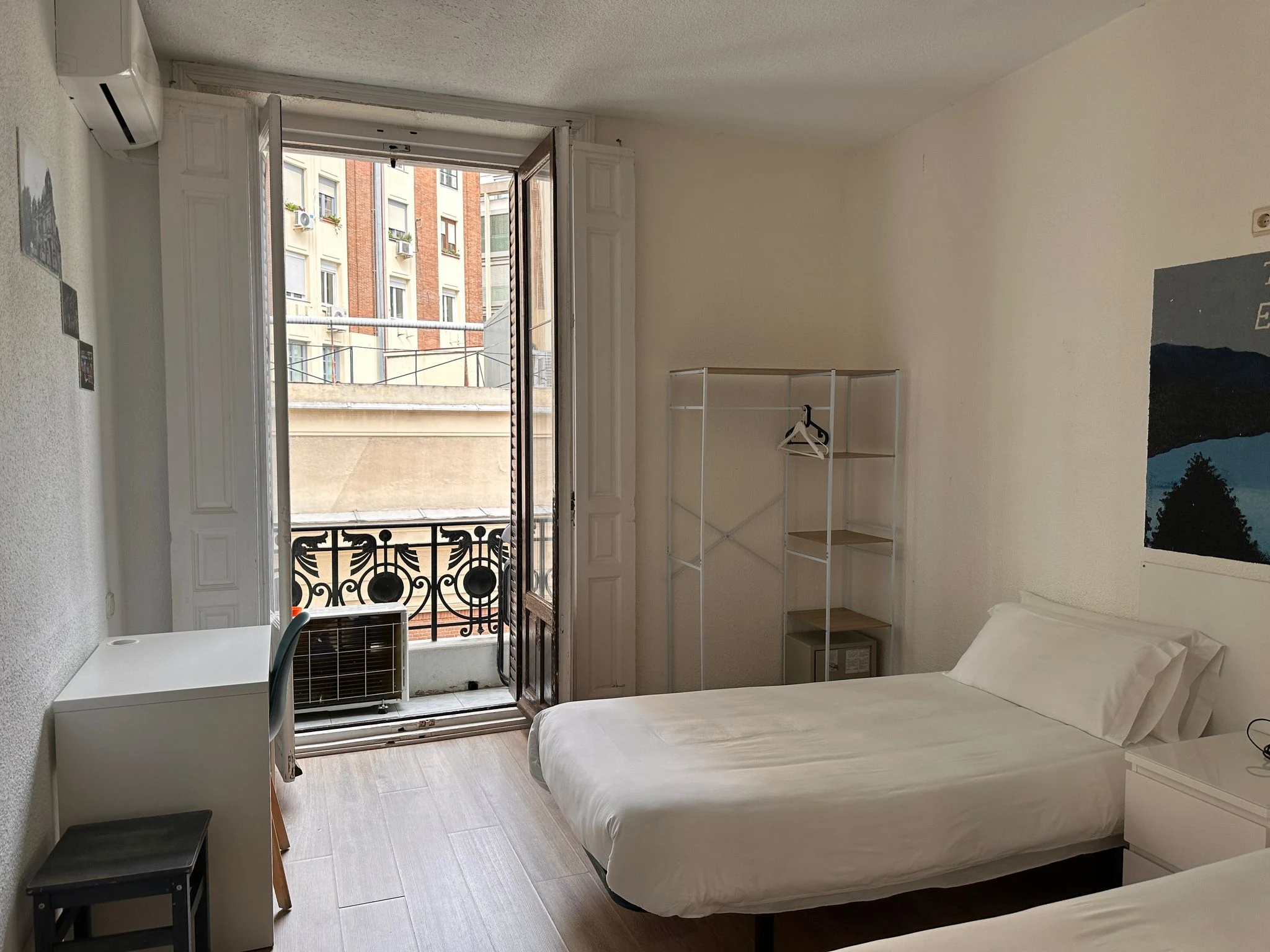 Sol | Bright Central Shared Room