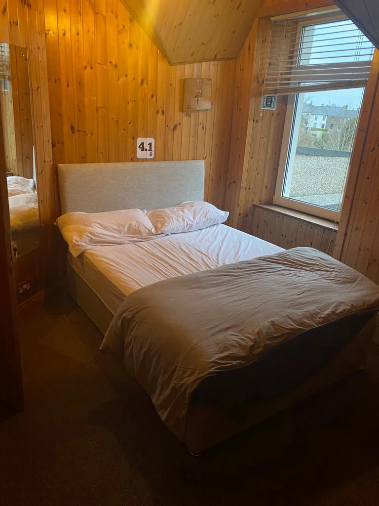 Private Single Room