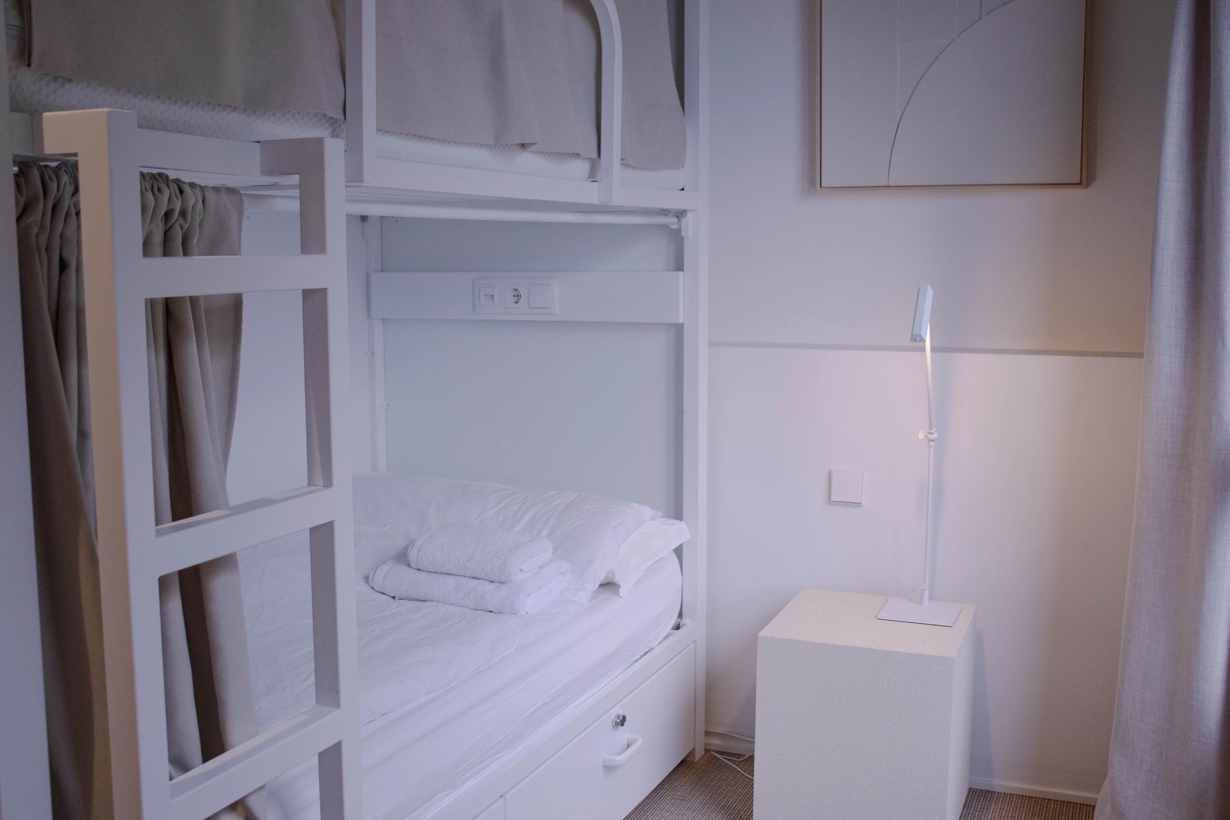 Bed in 6-Bed Mixed Room