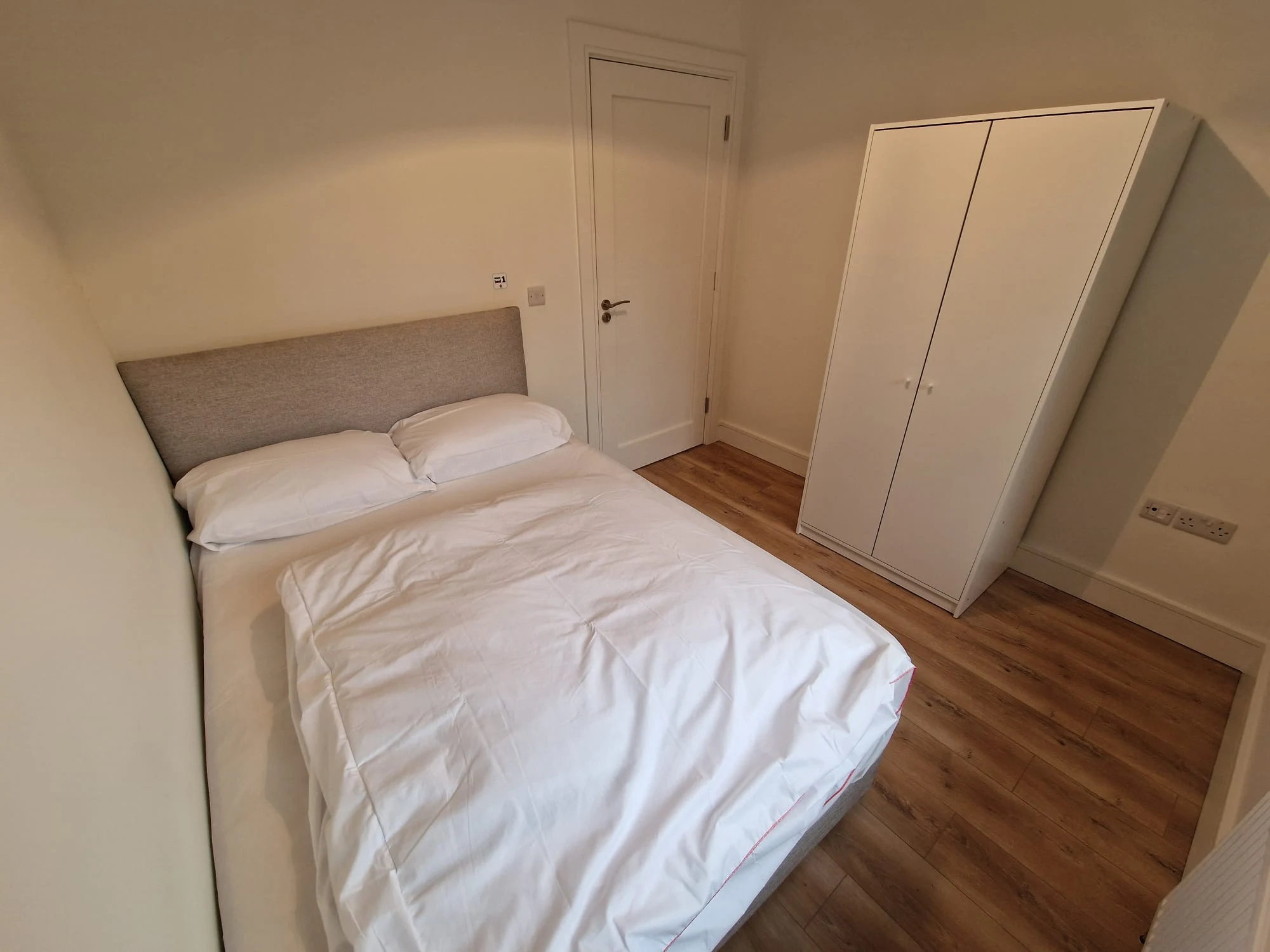 Private Single Room